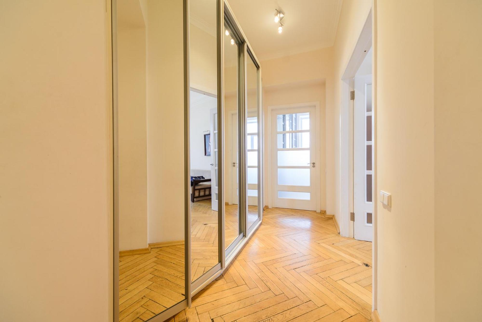Apartments On Khreschatyk 27 Kiev Ngoại thất bức ảnh
