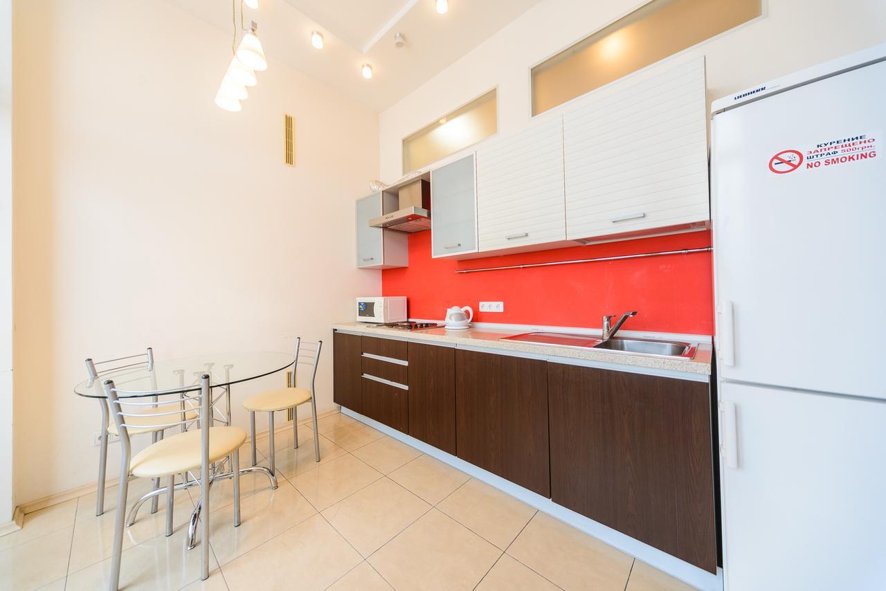 Apartments On Khreschatyk 27 Kiev Ngoại thất bức ảnh