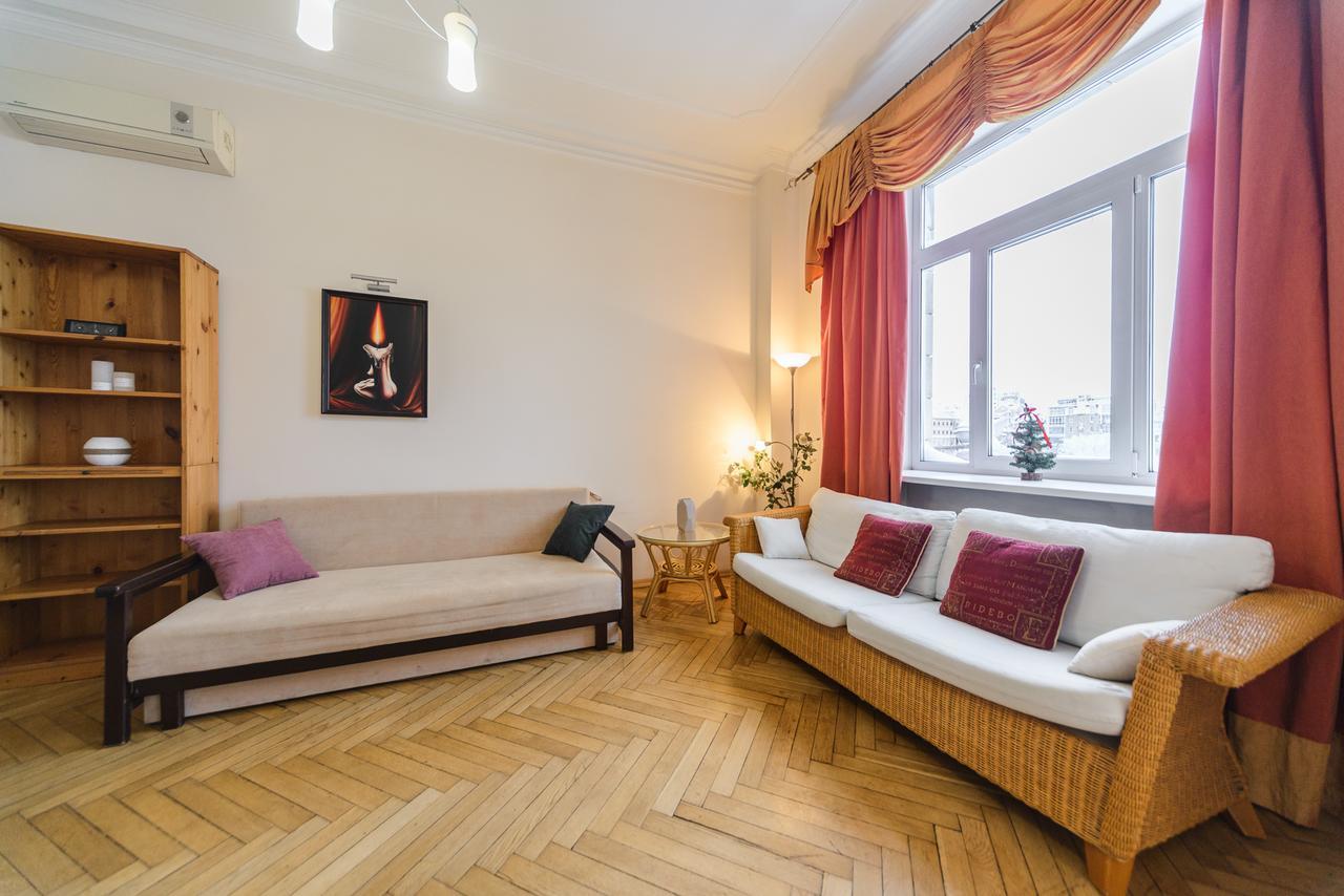 Apartments On Khreschatyk 27 Kiev Ngoại thất bức ảnh
